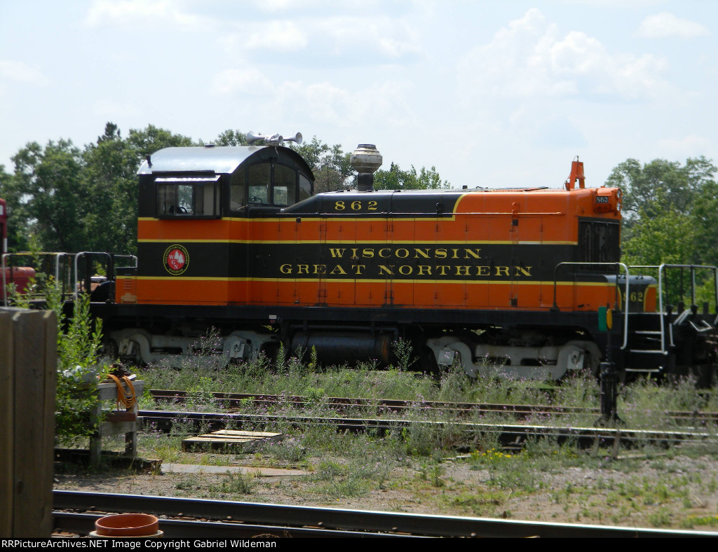 WGNS 862 